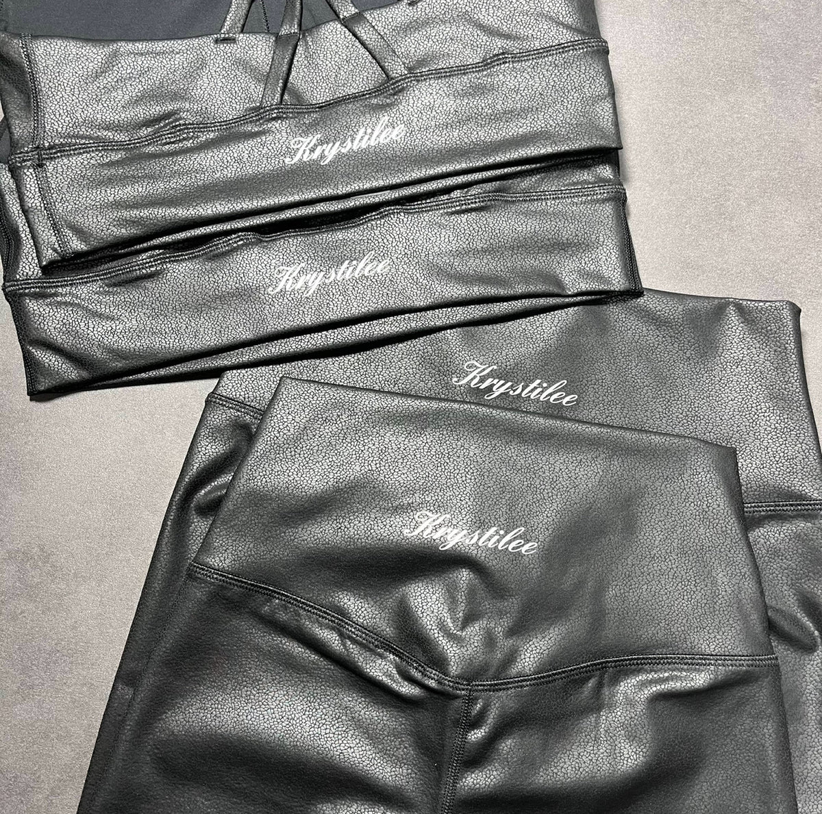 Krystilee Snake-Print Sportbra & High-Waist Leggings Set – Limited Edition